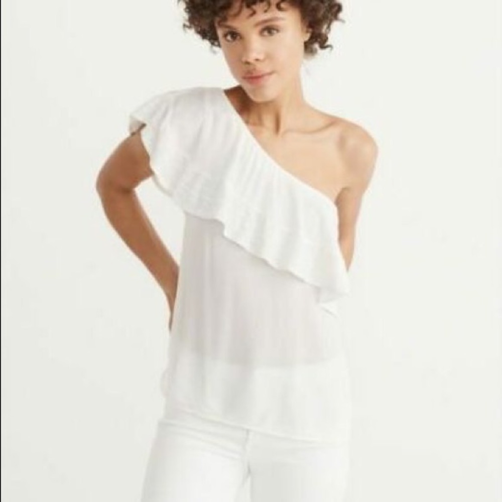 Abercrombie & Fitch One Shoulder Top